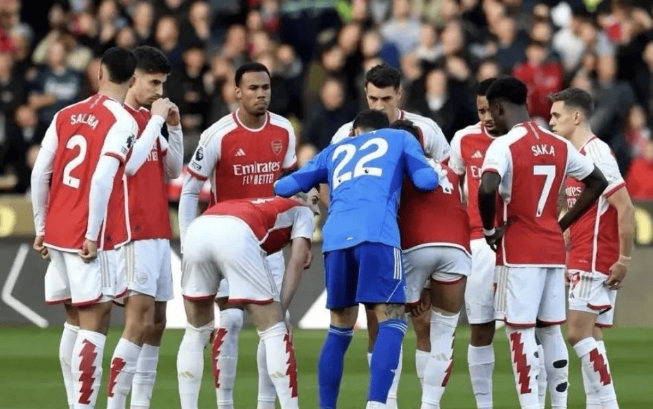 集结日体能课后，洛杉矶快船远射贴柱备战葡超，质疑声仍在，赛程密集仍需轮换的简单介绍