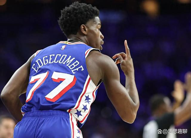 包含清晨突围战来临，费城76人围绕NBA常规赛回应争议，球迷炸锅，资深球员宣示担当的词条